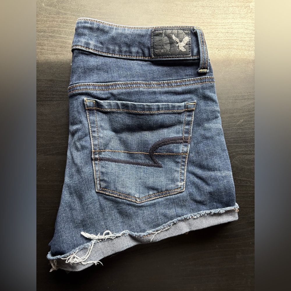 American Eagle Mid Rise Shorts